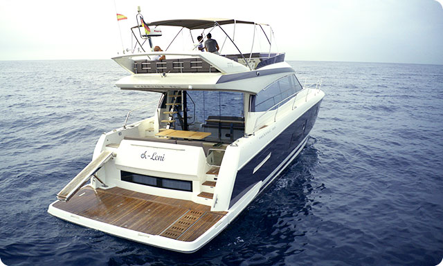 Prestige 560F | Boat Rental Mallorca